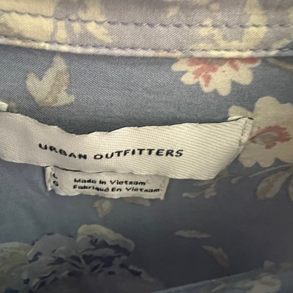 UO Dress Shirt - Picture 2 of 2